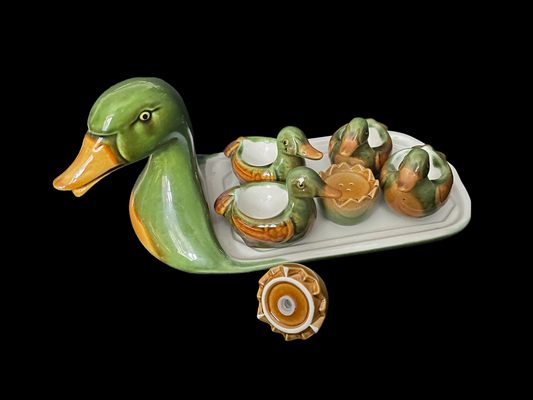 Mother and ducklings platter