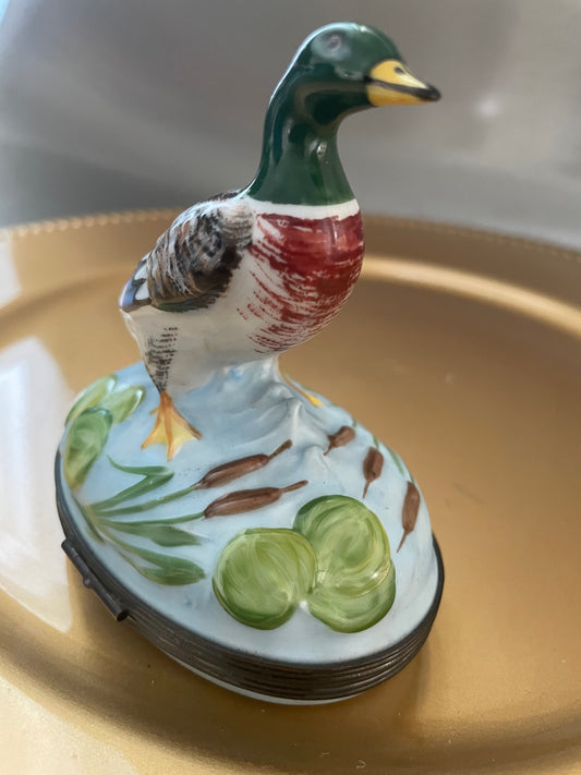 Limoges trincketbox duck in pond