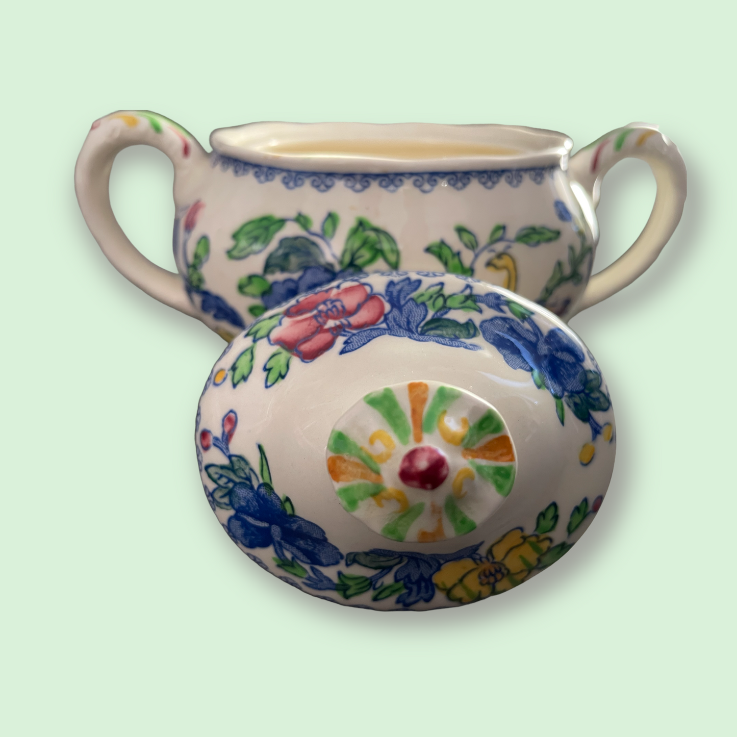 Mason’s regency lidded Sugar bowl