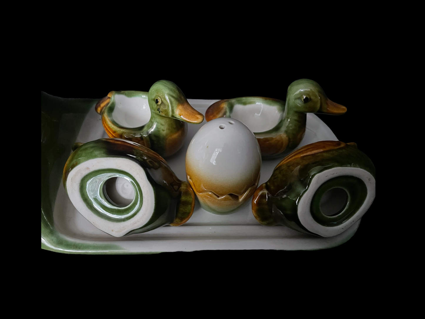 Mother and ducklings platter