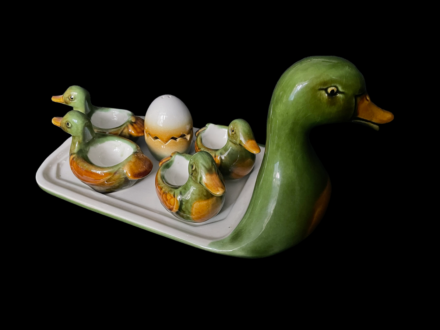 Mother and ducklings platter