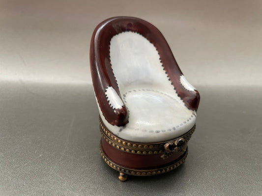 Limoges trincket box fauteuil